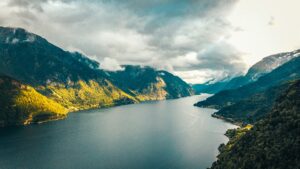 Escandinávia: Entre Cultura Viking e Paisagens Deslumbrantes